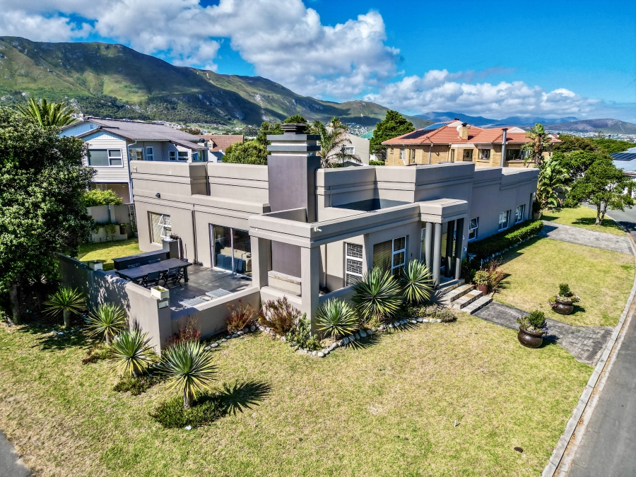4 Bedroom Property for Sale in Vermont Western Cape